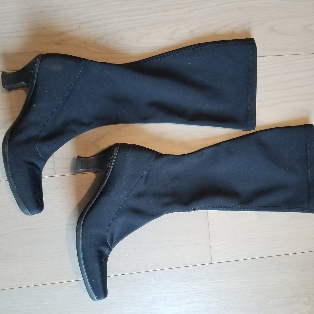 La Canadienne knee length waterproof boots